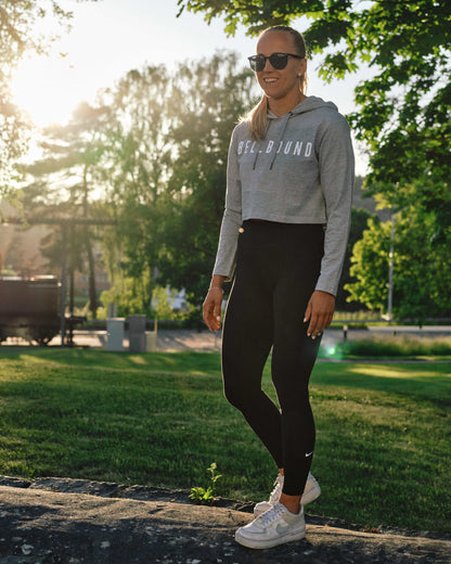 Cropped Longsleeve Tee (Heather Grey)